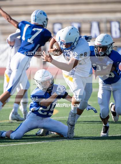 Thumbnail 1 in JV: Rancho Bernardo vs Grossmont photogallery.