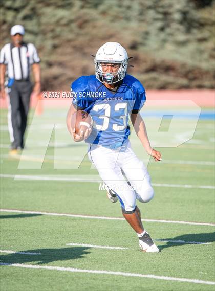 Thumbnail 3 in JV: Rancho Bernardo vs Grossmont photogallery.