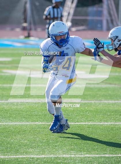 Thumbnail 1 in JV: Rancho Bernardo vs Grossmont photogallery.