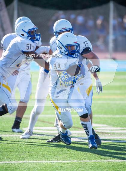 Thumbnail 2 in JV: Rancho Bernardo vs Grossmont photogallery.