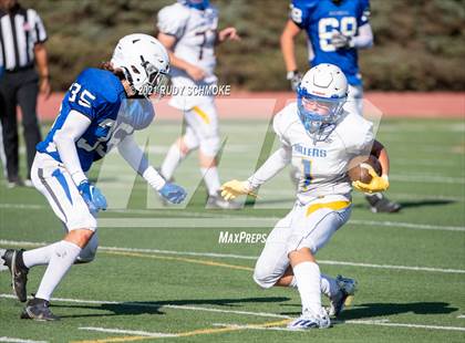 Thumbnail 3 in JV: Rancho Bernardo vs Grossmont photogallery.