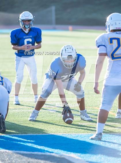 Thumbnail 2 in JV: Rancho Bernardo vs Grossmont photogallery.