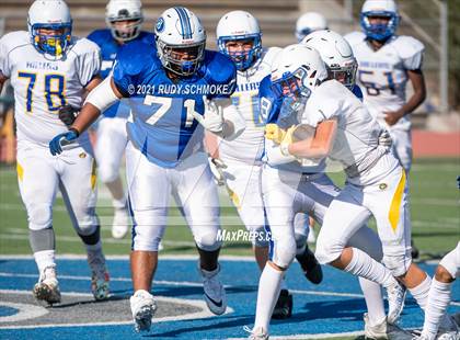 Thumbnail 2 in JV: Rancho Bernardo vs Grossmont photogallery.