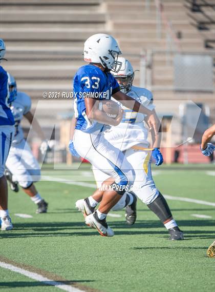 Thumbnail 1 in JV: Rancho Bernardo vs Grossmont photogallery.