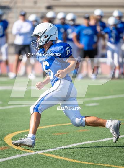 Thumbnail 2 in JV: Rancho Bernardo vs Grossmont photogallery.