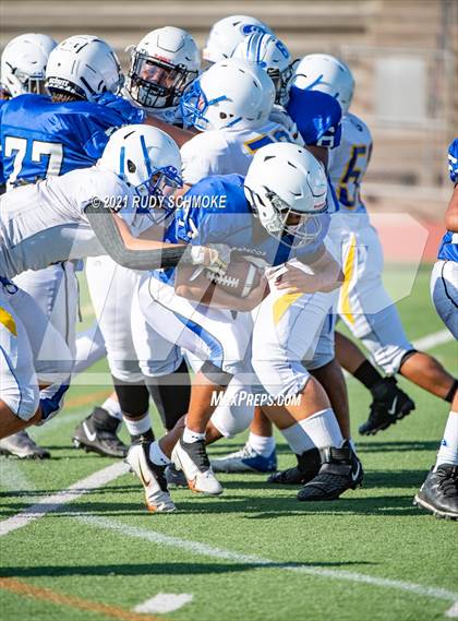 Thumbnail 3 in JV: Rancho Bernardo vs Grossmont photogallery.