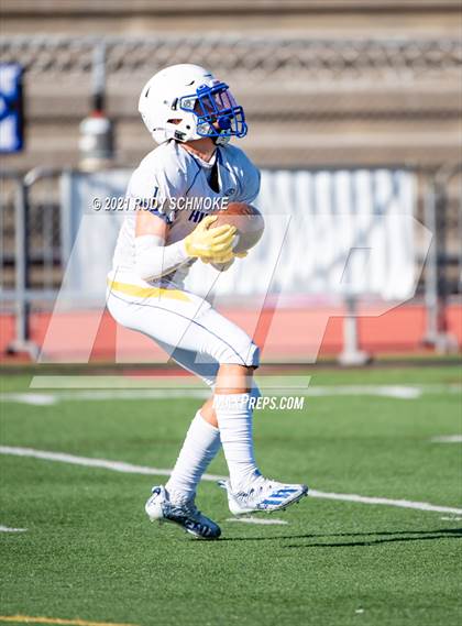 Thumbnail 3 in JV: Rancho Bernardo vs Grossmont photogallery.