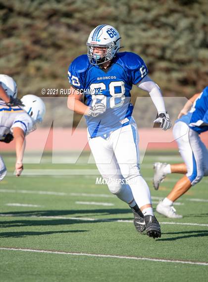 Thumbnail 1 in JV: Rancho Bernardo vs Grossmont photogallery.