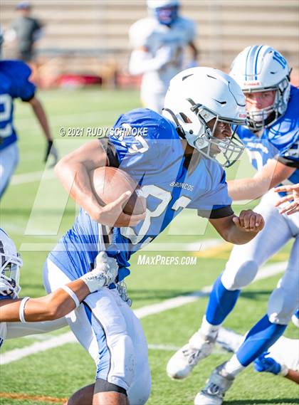 Thumbnail 2 in JV: Rancho Bernardo vs Grossmont photogallery.