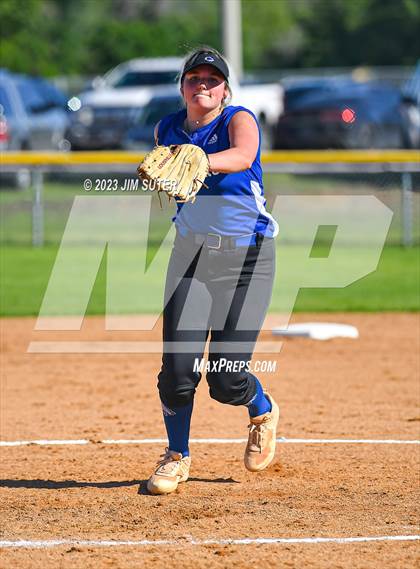 Thumbnail 2 in St. Joseph Catholic vs Covenant Christian photogallery.