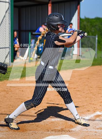 Thumbnail 3 in St. Joseph Catholic vs Covenant Christian photogallery.