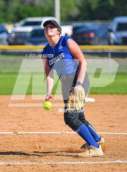 Thumbnail 3 in St. Joseph Catholic vs Covenant Christian photogallery.
