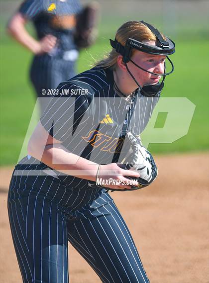 Thumbnail 2 in St. Joseph Catholic vs Covenant Christian photogallery.
