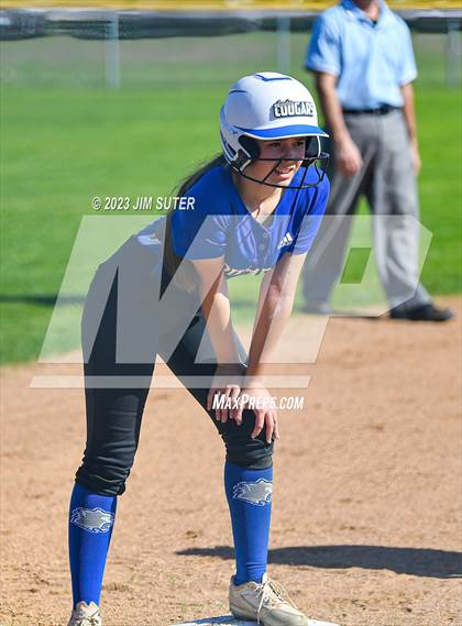 Thumbnail 3 in St. Joseph Catholic vs Covenant Christian photogallery.