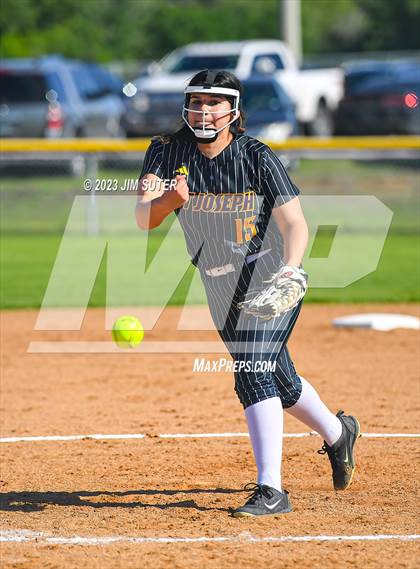Thumbnail 1 in St. Joseph Catholic vs Covenant Christian photogallery.