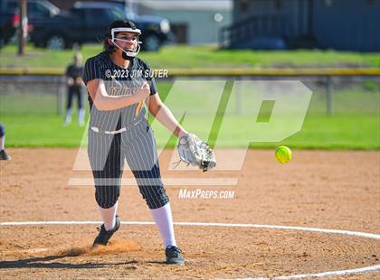 Thumbnail 3 in St. Joseph Catholic vs Covenant Christian photogallery.