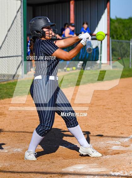 Thumbnail 3 in St. Joseph Catholic vs Covenant Christian photogallery.