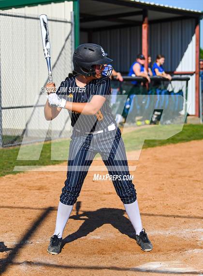 Thumbnail 1 in St. Joseph Catholic vs Covenant Christian photogallery.