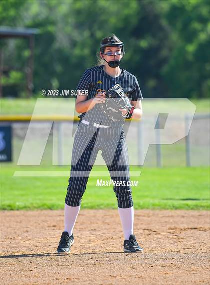 Thumbnail 3 in St. Joseph Catholic vs Covenant Christian photogallery.