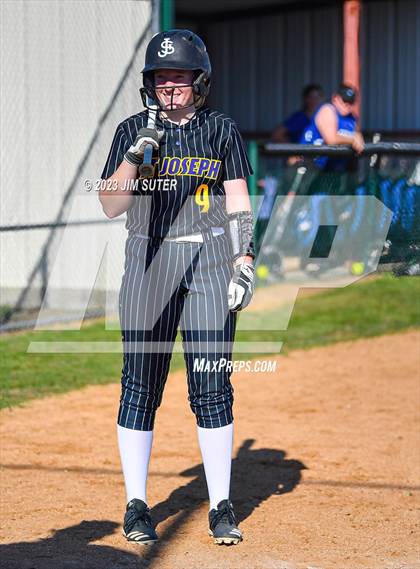 Thumbnail 2 in St. Joseph Catholic vs Covenant Christian photogallery.