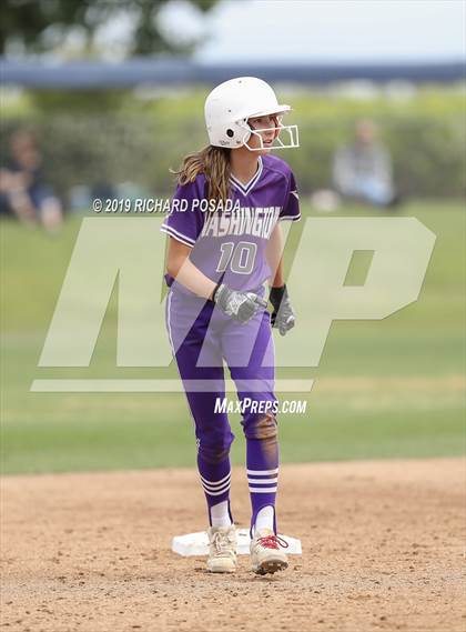 Thumbnail 1 in Fowler vs. Washington Union (CIF CS D4 Final) photogallery.