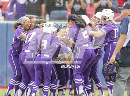Thumbnail 2 in Fowler vs. Washington Union (CIF CS D4 Final) photogallery.