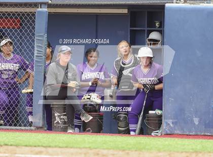 Thumbnail 2 in Fowler vs. Washington Union (CIF CS D4 Final) photogallery.