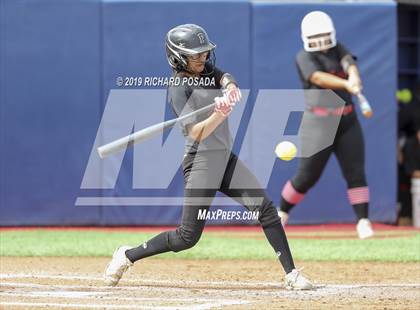 Thumbnail 1 in Fowler vs. Washington Union (CIF CS D4 Final) photogallery.