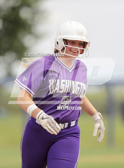 Thumbnail 1 in Fowler vs. Washington Union (CIF CS D4 Final) photogallery.