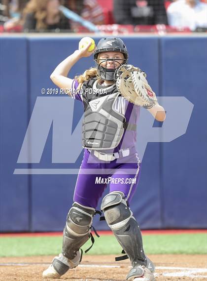 Thumbnail 1 in Fowler vs. Washington Union (CIF CS D4 Final) photogallery.