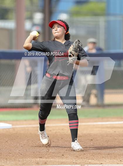 Thumbnail 2 in Fowler vs. Washington Union (CIF CS D4 Final) photogallery.
