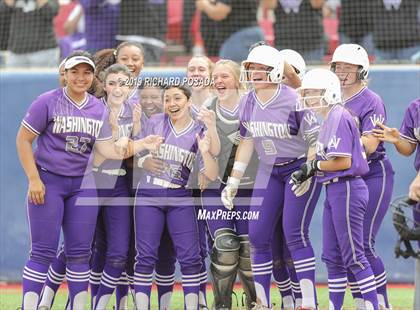 Thumbnail 1 in Fowler vs. Washington Union (CIF CS D4 Final) photogallery.