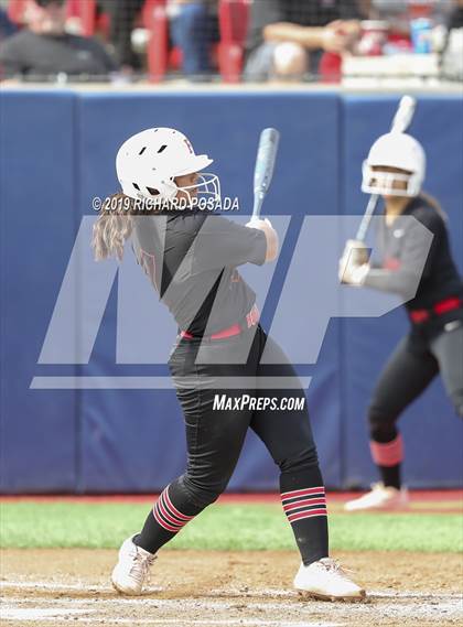 Thumbnail 1 in Fowler vs. Washington Union (CIF CS D4 Final) photogallery.