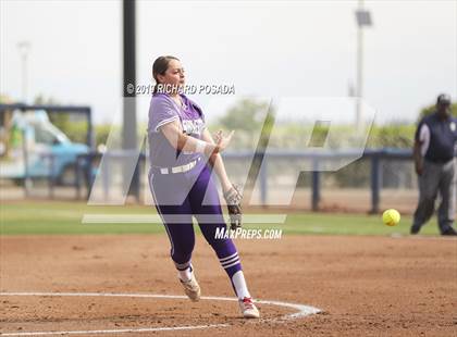 Thumbnail 1 in Fowler vs. Washington Union (CIF CS D4 Final) photogallery.