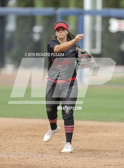 Thumbnail 1 in Fowler vs. Washington Union (CIF CS D4 Final) photogallery.