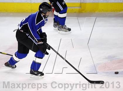 Thumbnail 2 in Ralston Valley vs. Resurrection Christian (CHSAA Semifinal) photogallery.