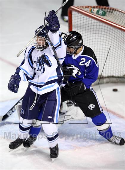 Thumbnail 2 in Ralston Valley vs. Resurrection Christian (CHSAA Semifinal) photogallery.