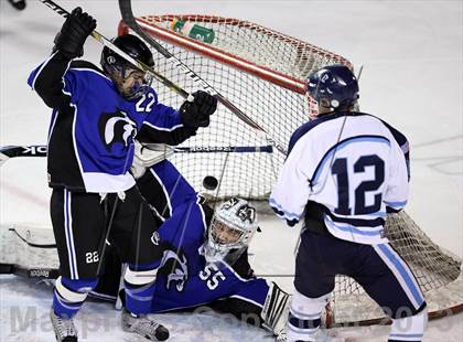 Thumbnail 1 in Ralston Valley vs. Resurrection Christian (CHSAA Semifinal) photogallery.