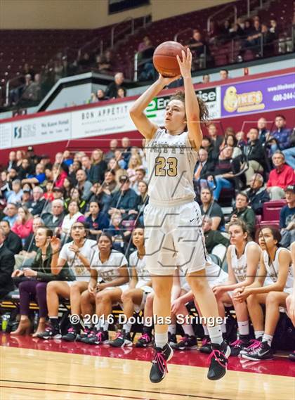 Thumbnail 3 in Pinewood vs. Archbishop Mitty (CIF CCS Open Division Final) photogallery.