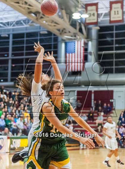 Thumbnail 2 in Pinewood vs. Archbishop Mitty (CIF CCS Open Division Final) photogallery.