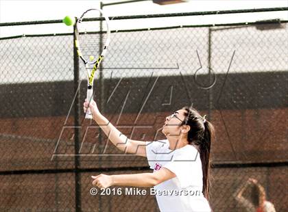 Thumbnail 1 in Lassiter vs. Cherokee  photogallery.
