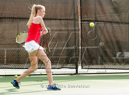 Thumbnail 2 in Lassiter vs. Cherokee  photogallery.