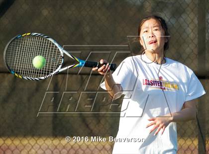 Thumbnail 2 in Lassiter vs. Cherokee  photogallery.