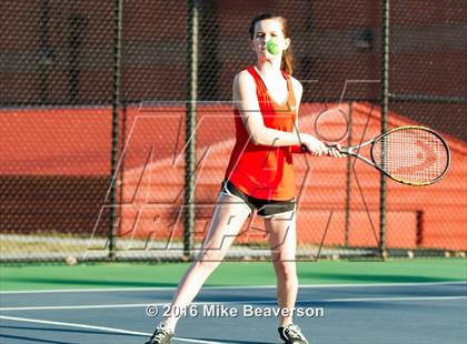 Thumbnail 2 in Lassiter vs. Cherokee  photogallery.