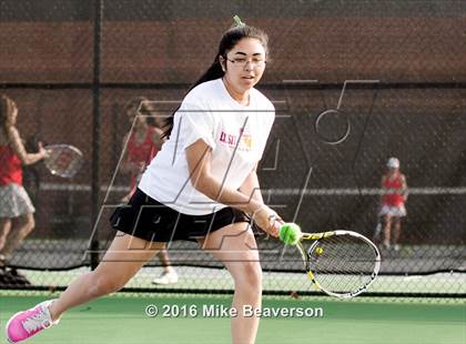 Thumbnail 2 in Lassiter vs. Cherokee  photogallery.