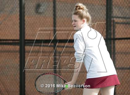 Thumbnail 2 in Lassiter vs. Cherokee  photogallery.
