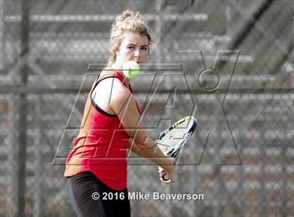 Thumbnail 3 in Lassiter vs. Cherokee  photogallery.
