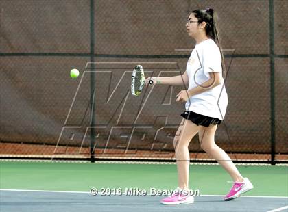 Thumbnail 3 in Lassiter vs. Cherokee  photogallery.