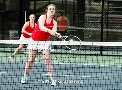 Thumbnail 2 in Lassiter vs. Cherokee  photogallery.