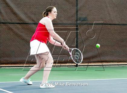 Thumbnail 2 in Lassiter vs. Cherokee  photogallery.